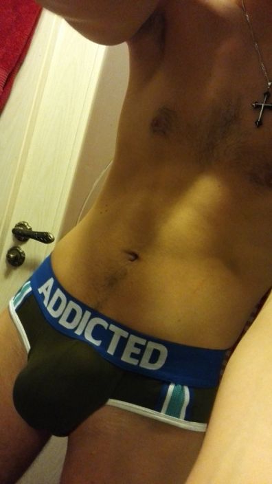 Немного о себе.