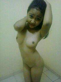 me pose
