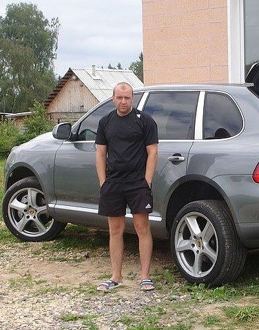 отдыхаю на даче.