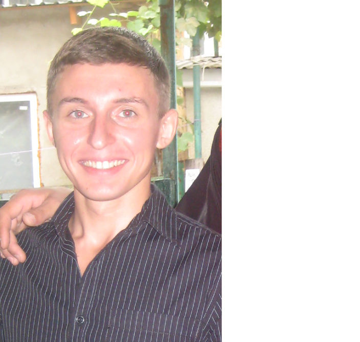 Александр))