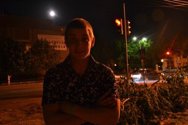 я))))))))))