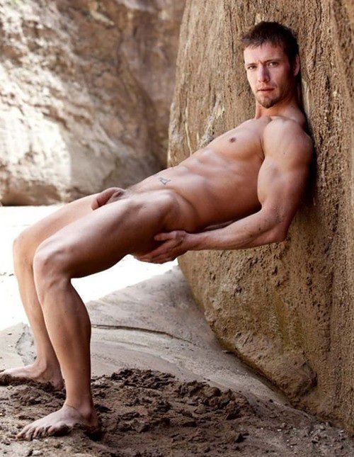 MALE M