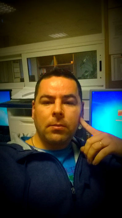 Я) на работе