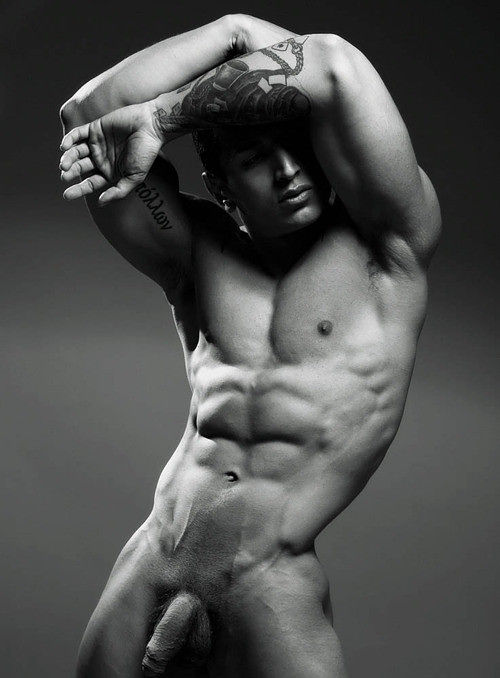 MALE M