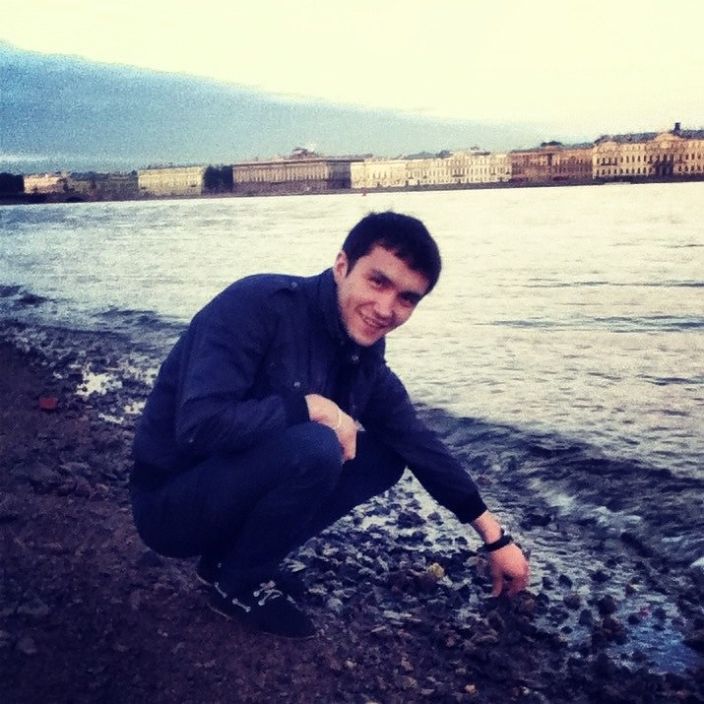 красавчик))