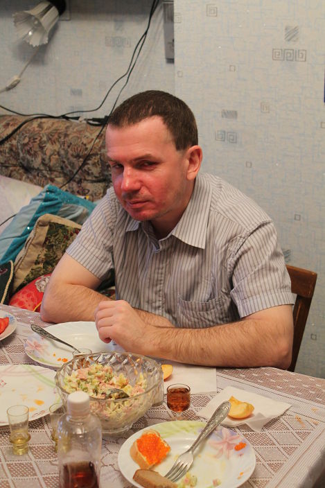 Сидим ... бухаем ...