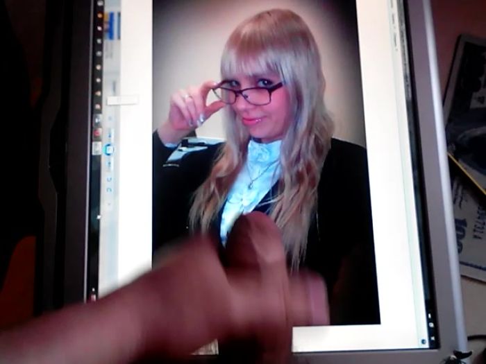 Кончаю для Наденьки)