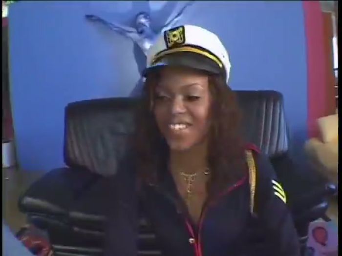 Dick Sucking Ex-girlfriend Are Kissing With A Guy In A