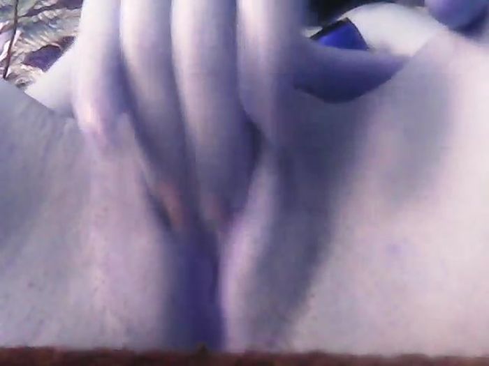 Толкушкой от мясорубки))